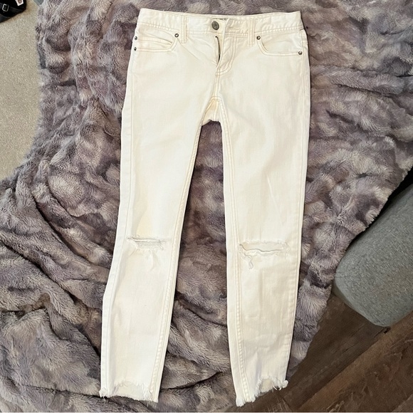 Free People Denim - Free People Size 25 White Jeans